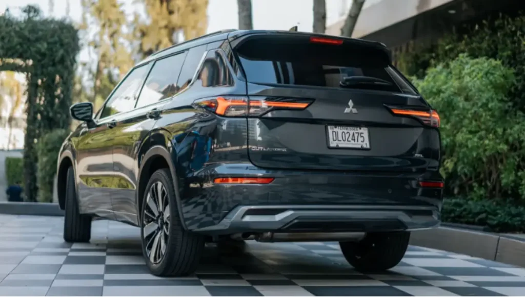 2025 Mitsubishi Outlander 