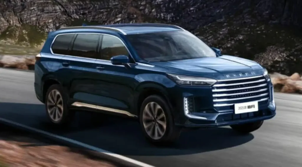 Chery Exeed VX C-DM plug-in hybrid SUV